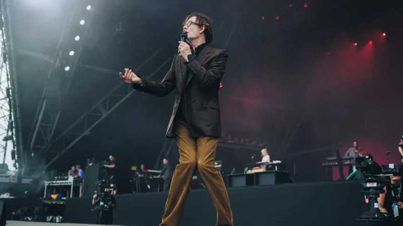 Jarvis Cocker entre el documental de Pulp y el recuerdo de su paso por Chile