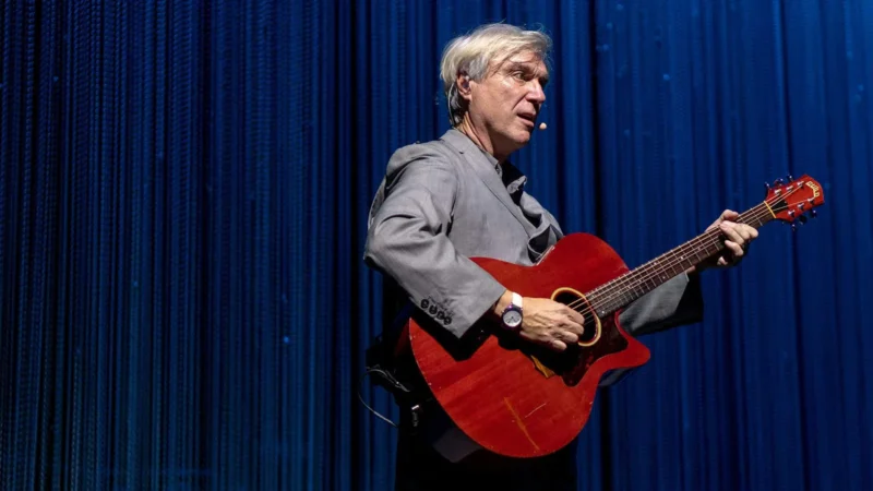 David Byrne hace una canción con frases de Elon Musk para el documental ‘Musk’