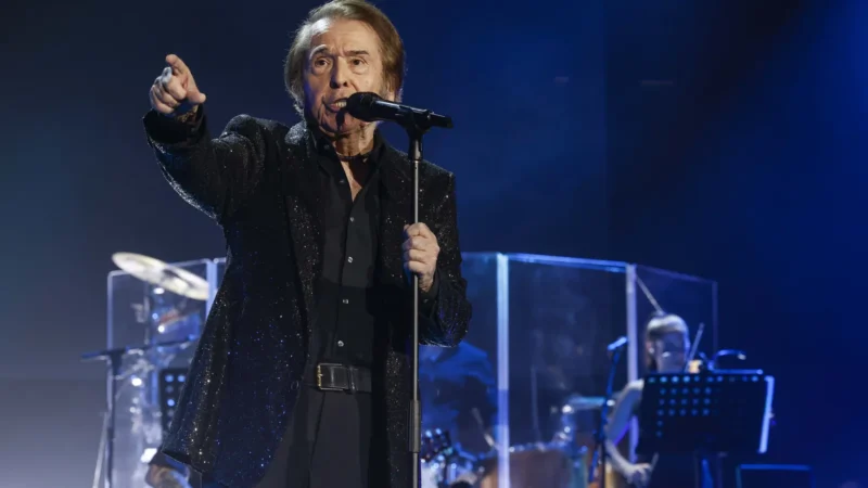 Raphael aterriza en Chile en octubre con dos shows y el estreno de su serie