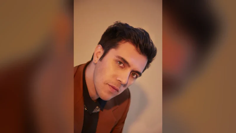 Gepe presenta ORO, diez canciones de su carrera con nuevas voces y arreglos