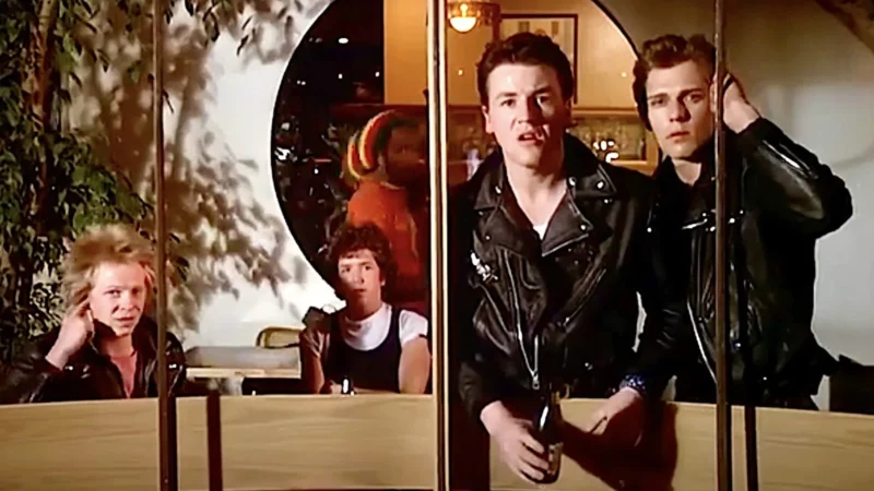 Cuando Sex Pistols y The Clash compartieron banda en una película de 1982