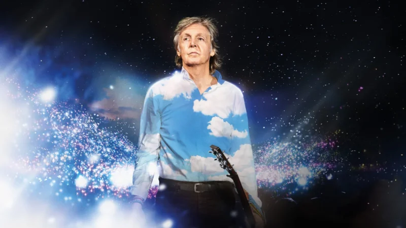 Paul McCartney se burla de hits virales y los califica de “banales”