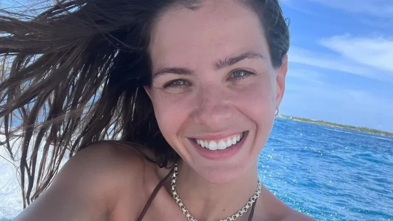 China Suárez se defiende de críticas tras bikini y Nora Colosimo la acusa de provocación